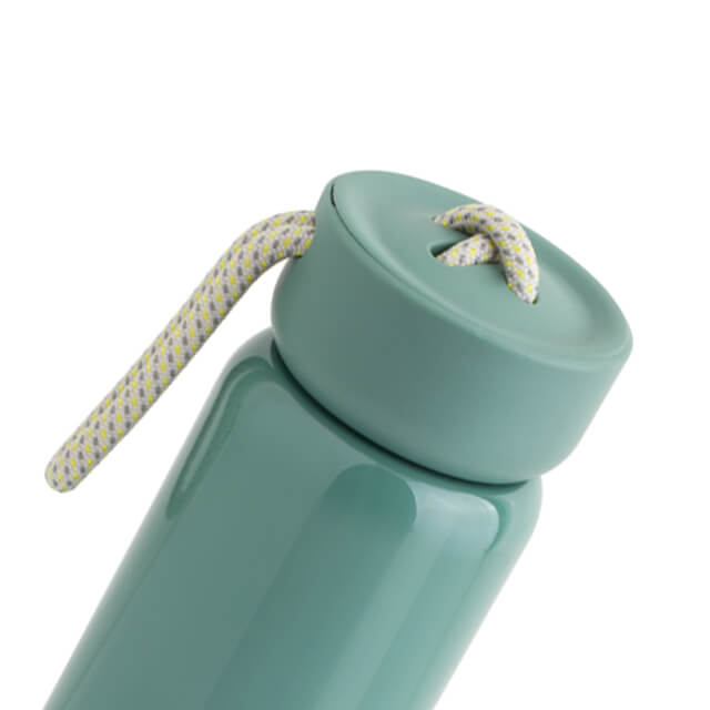 450 ml Vacuum Insulated Water Bottle V854