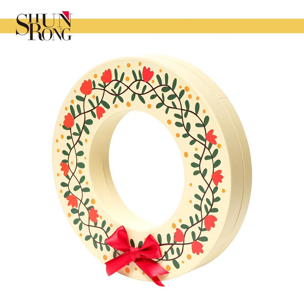 special-christmas-gift-packaging-box-mistletoe-wreath-shape-lid-and-base-boxes